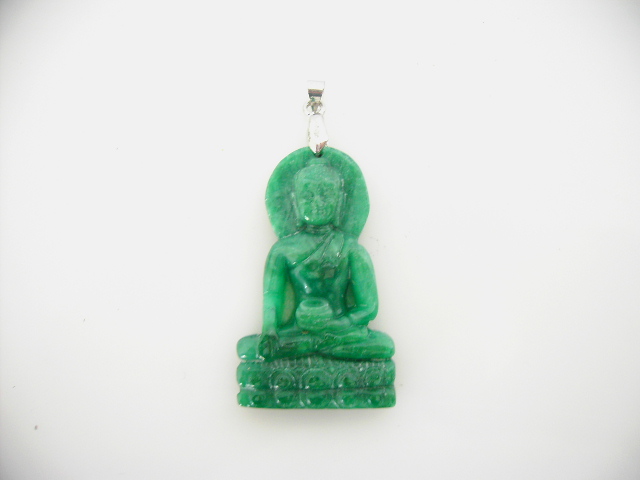 Pendentif buddha en jade fonc